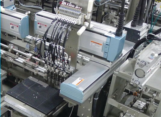 精密機(jī)械加工廠，小批量生產(chǎn)，但加工精度高